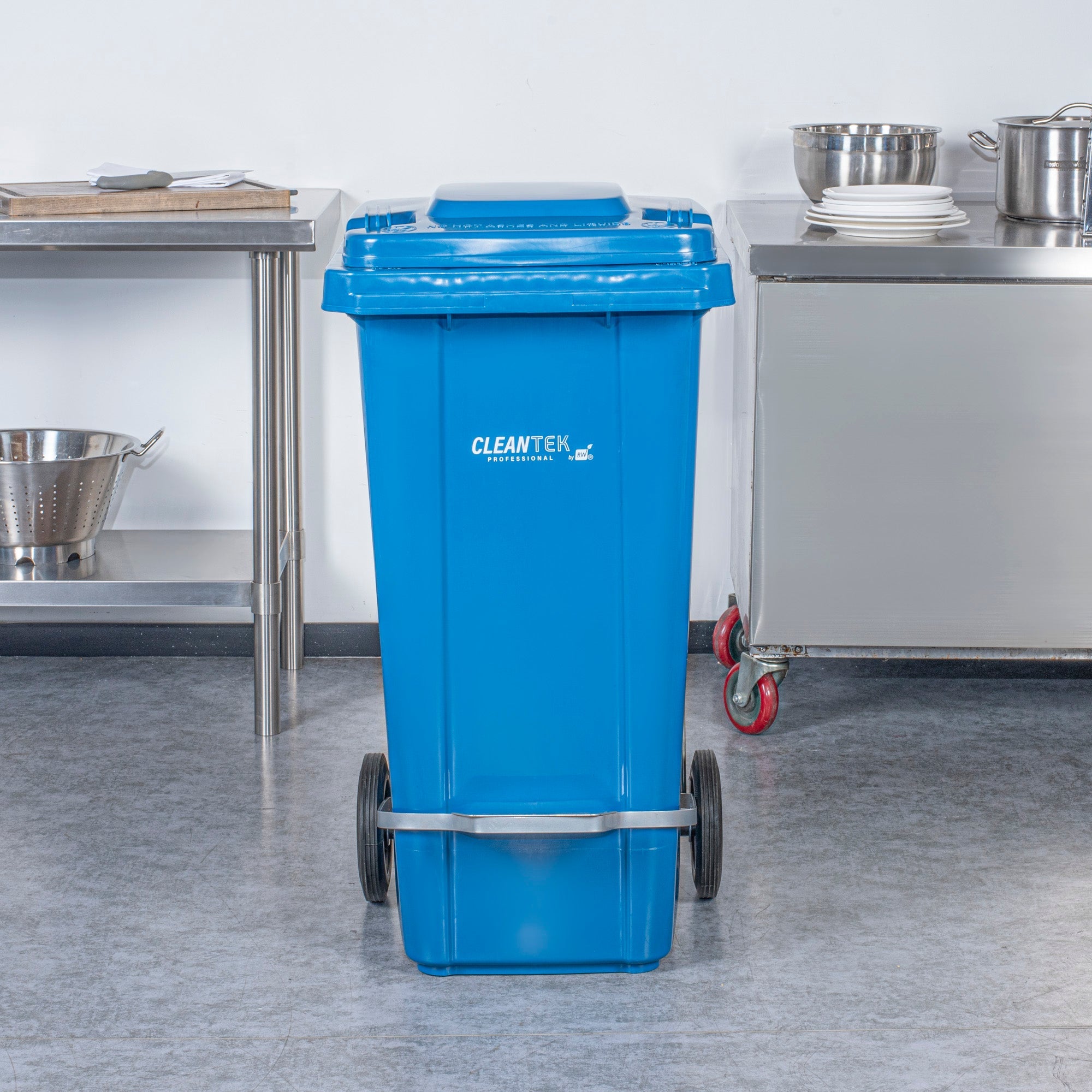 Clean Tek Professional Iron Step-On Attachment - Fits 32 gal Wheeled Trash Can, Powder Coated - 1 count box