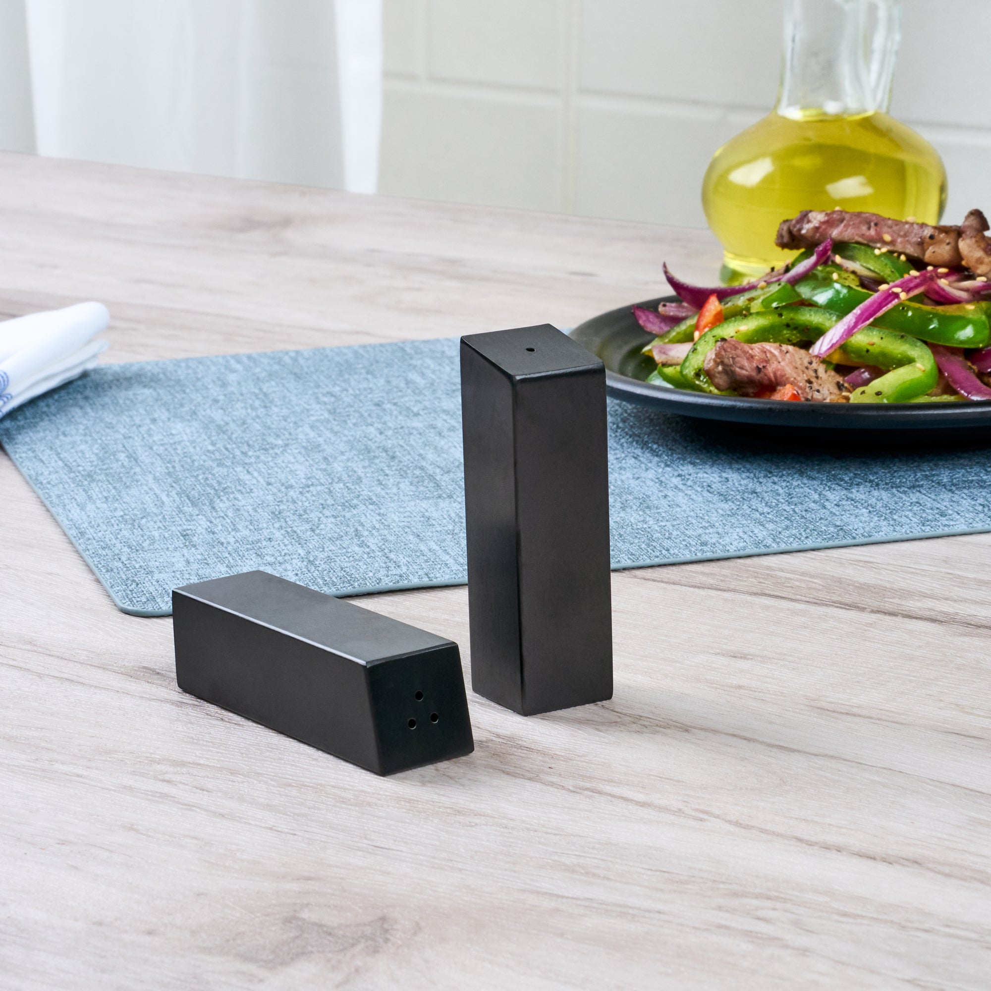 Chef 101 2 oz Black Stainless Steel Rectangular Salt And Pepper Shaker Set - 1" x 1" x 3 1/4" - 1 count box