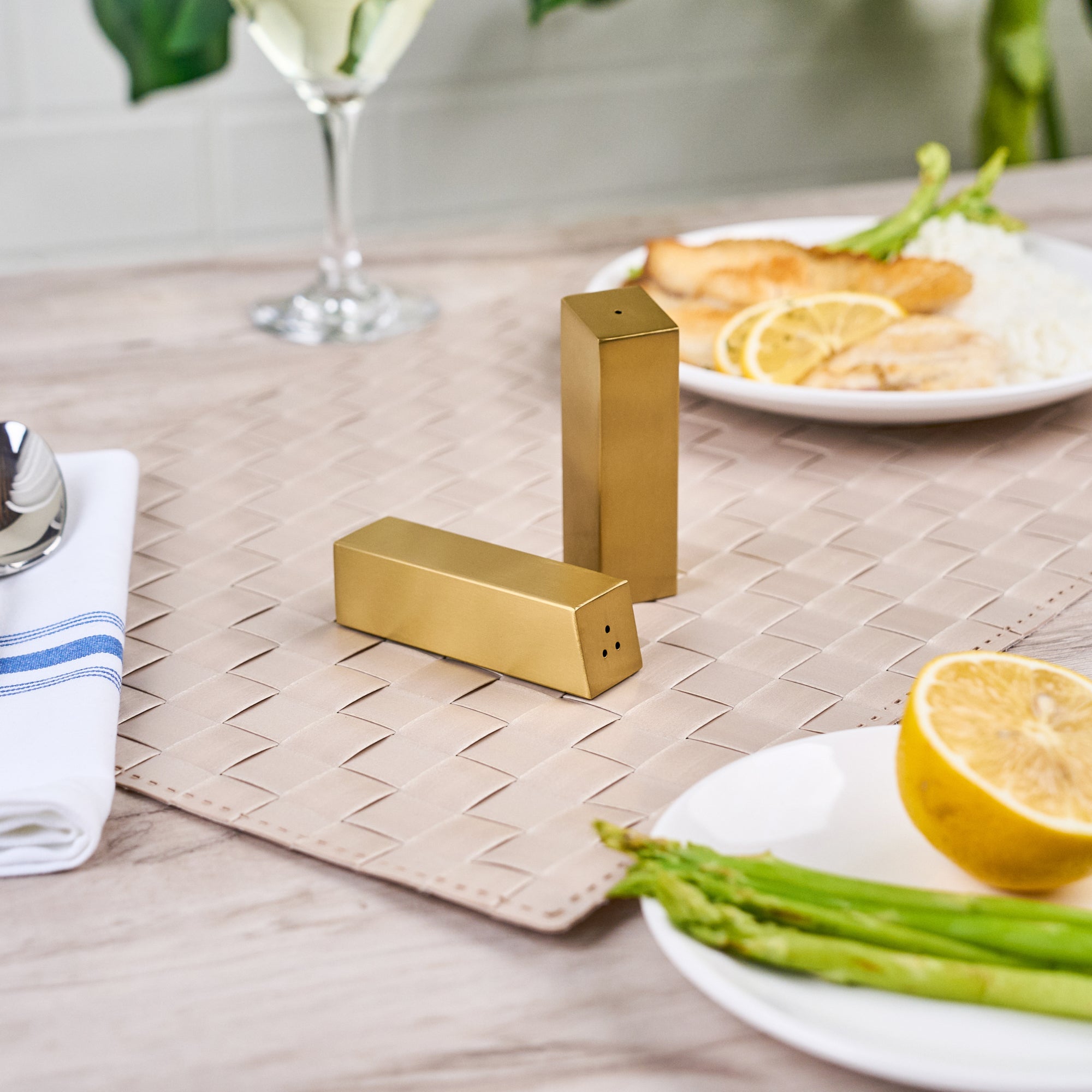 Chef 101 2 oz Gold Stainless Steel Rectangular Salt And Pepper Shaker Set - 1" x 1" x 3 1/4" - 1 count box