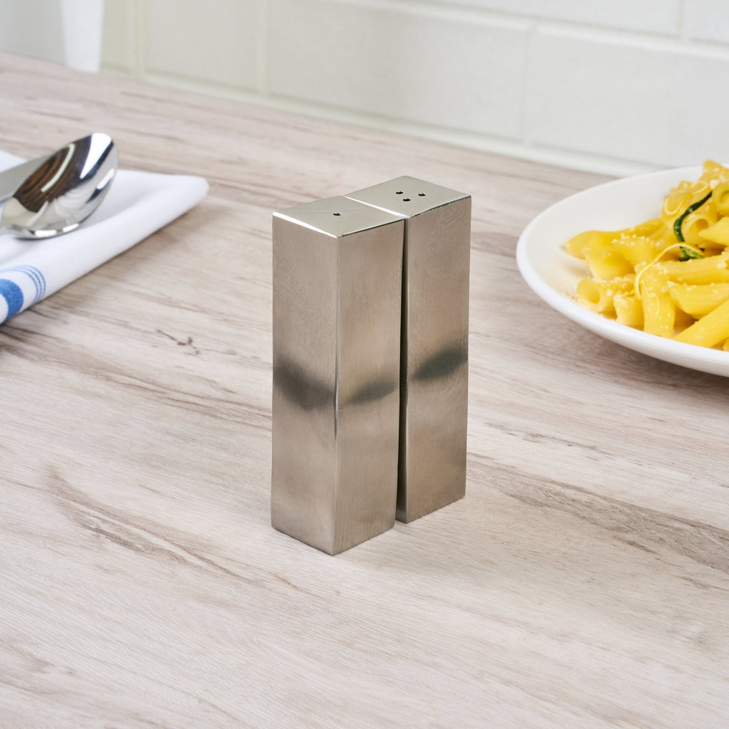 Chef 101 2 oz Silver Stainless Steel Wavy Salt And Pepper Shaker Set - 1" x 1" x 3 3/4" - 1 count box