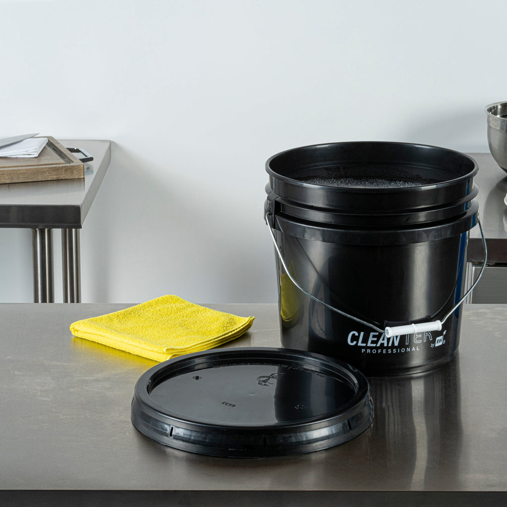 Clean Tek Professional Round Black Plastic Standard Lid - Fits 3.5 and 5 Gal Pail, with Tear Tab, Gasket - 1 count box