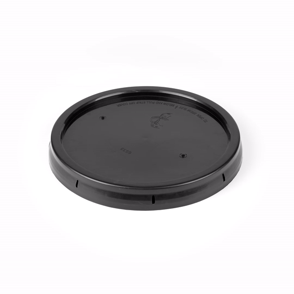 Clean Tek Professional Round Black Plastic Standard Lid - Fits 3.5 and 5 Gal Pail, with Tear Tab, Gasket - 1 count box