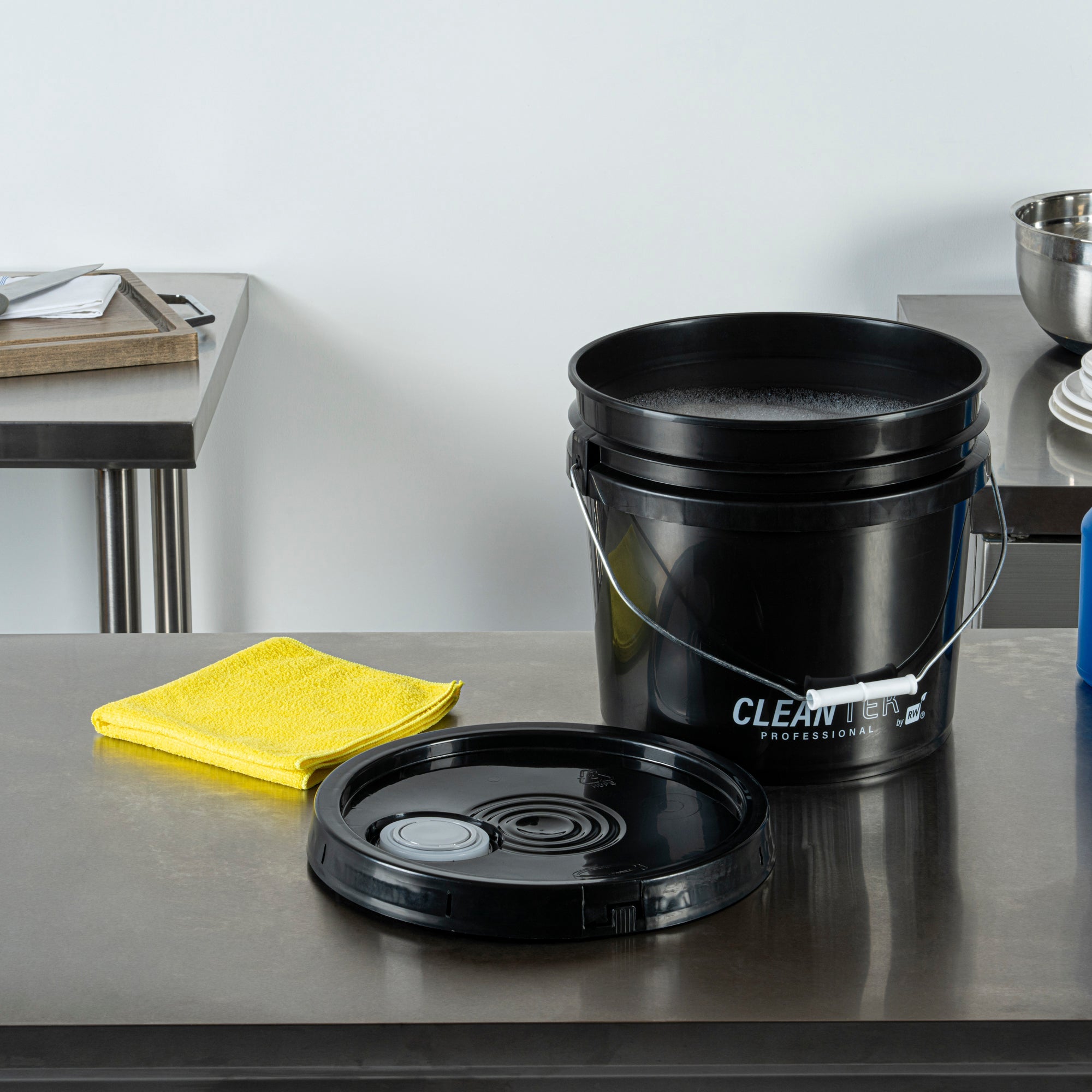 Clean Tek Professional Round Black Plastic Lid - Fits 3.5 and 5 Gal Pail, with Spout and Tear Tab, Gasket - 1 count box