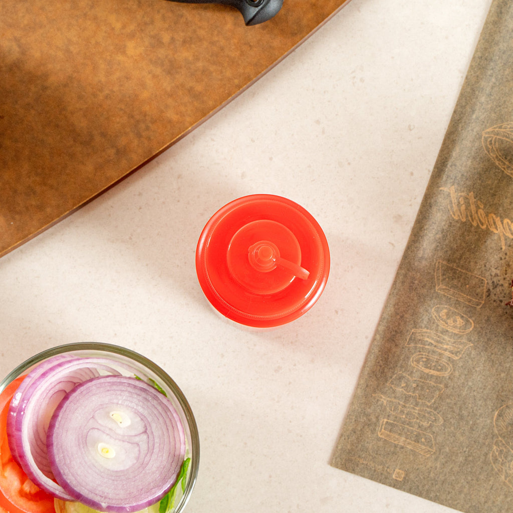 Sauce Tek 16 oz Red Plastic Squeeze Bottle - with Cap, Wide Mouth - 2 1/2" x 2 1/2" x 7 3/4" - 1 count box