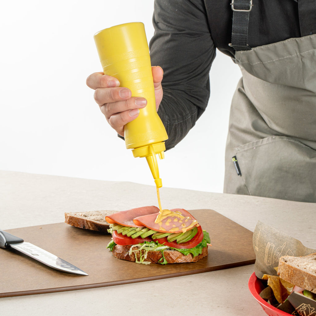 Sauce Tek 16 oz Yellow Plastic Squeeze Bottle - with Cap - 2 3/4" x 2 3/4" x 7 3/4" - 1 count box