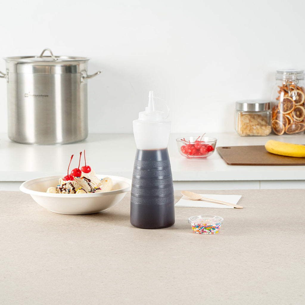 Sauce Tek 24 oz Clear Plastic Squeeze Bottle - with Cap - 2 3/4" x 2 3/4" x 10 1/4" - 1 count box