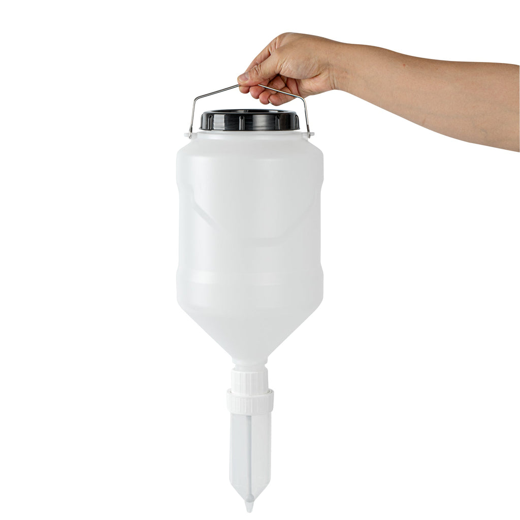 Sauce Tek 5L Plastic Hanging Bottle Condiment Pump Dispenser - with Squeeze Nozzle - 7 1/4" x 7 1/4" x 19 1/2" - 1 count box