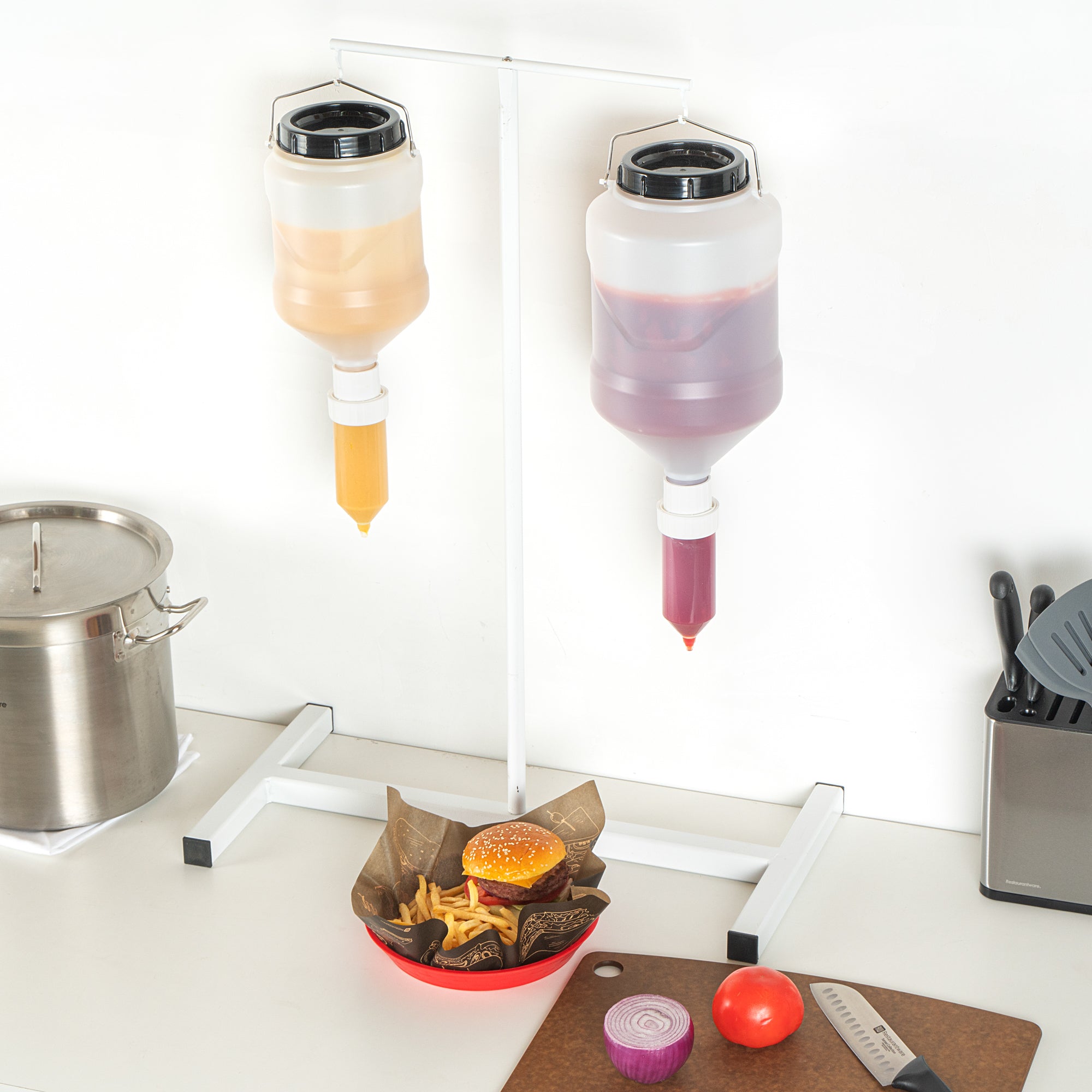 Sauce Tek 5L Plastic Hanging Bottle Condiment Pump Dispenser - with Squeeze Nozzle - 7 1/4" x 7 1/4" x 19 1/2" - 1 count box