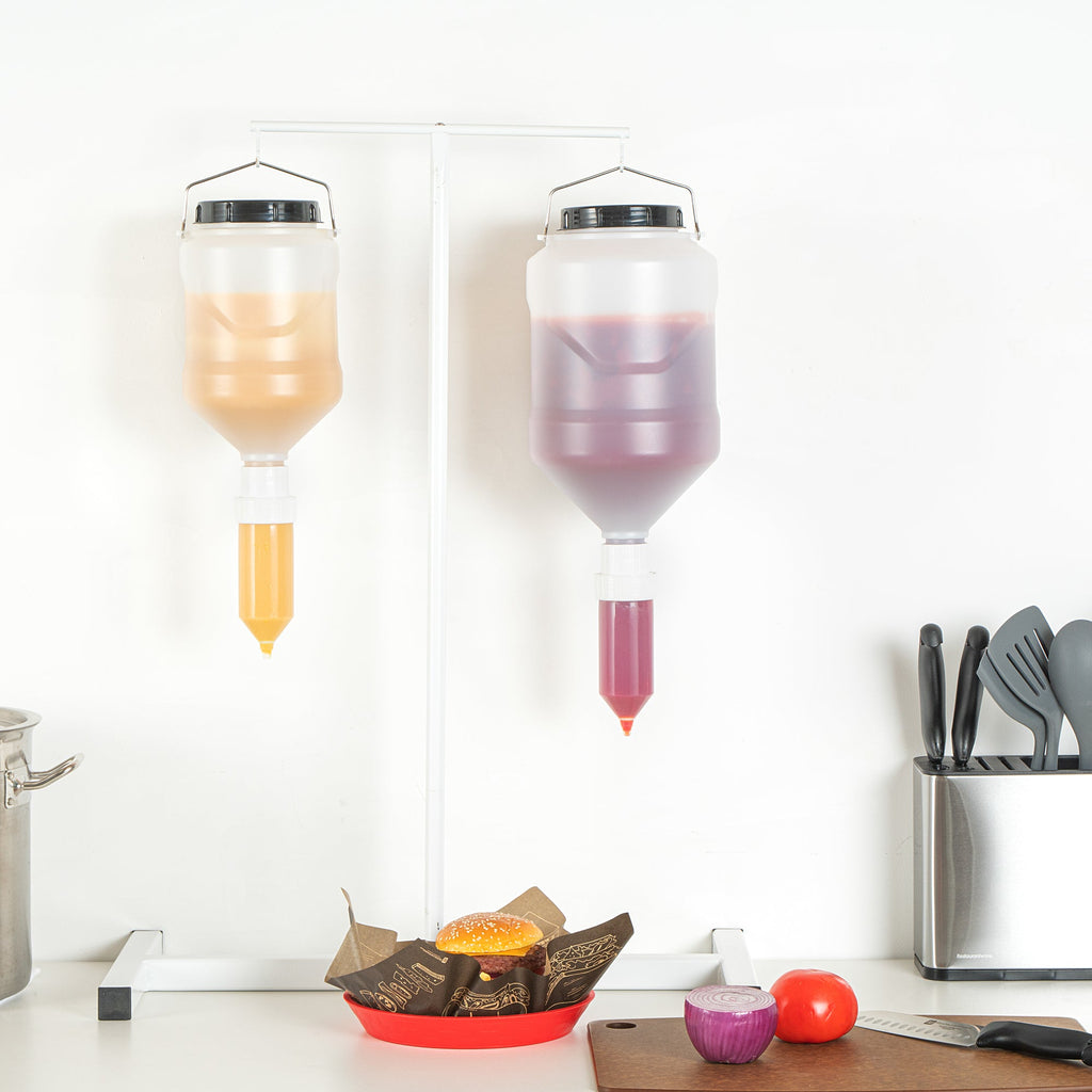 Sauce Tek 5L Plastic Hanging Bottle Condiment Pump Dispenser - with Squeeze Nozzle - 7 1/4" x 7 1/4" x 19 1/2" - 1 count box