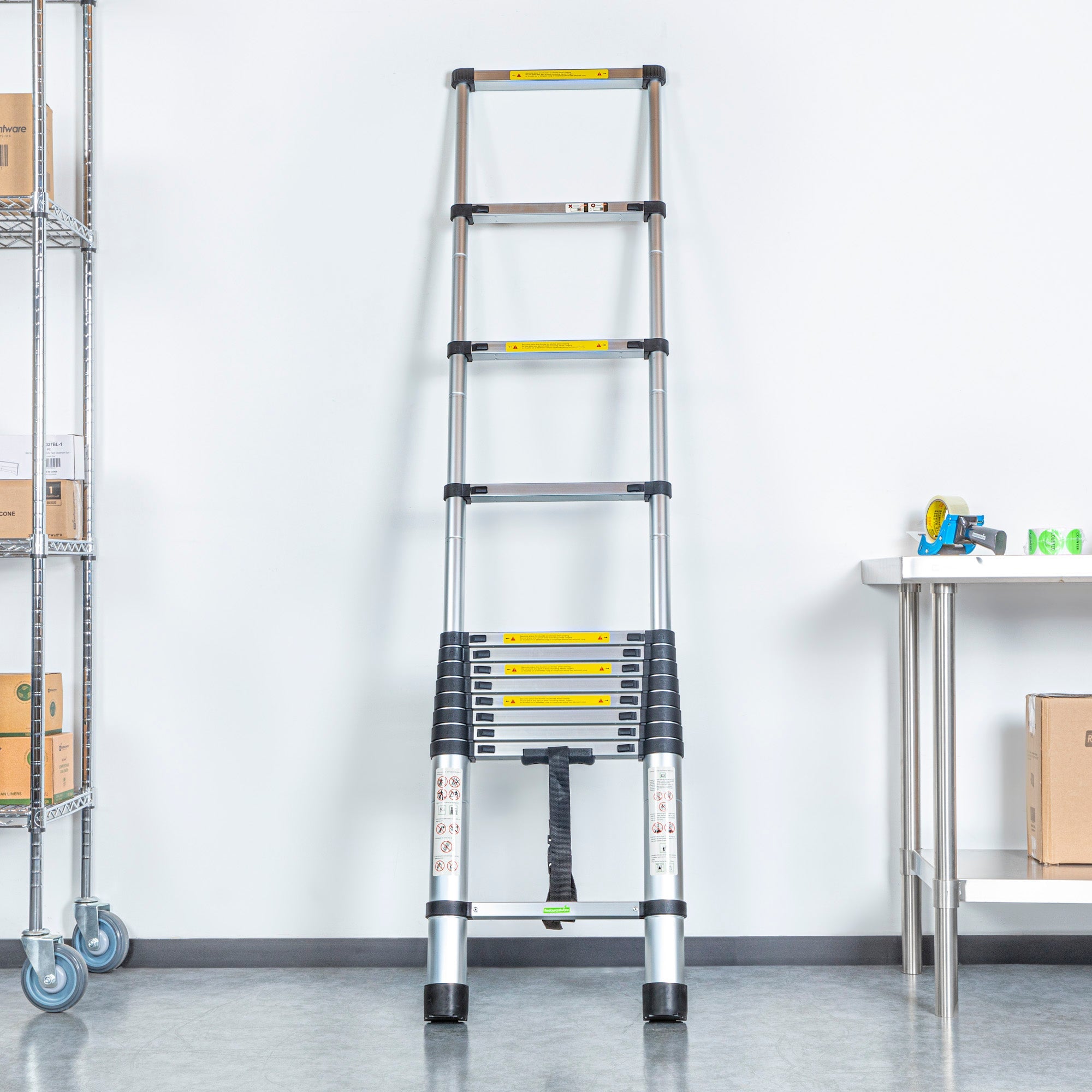 Handy Tek Aluminum Telescoping Extension Ladder - 330 lb Load Capacity - 12 1/2' - 1 count box