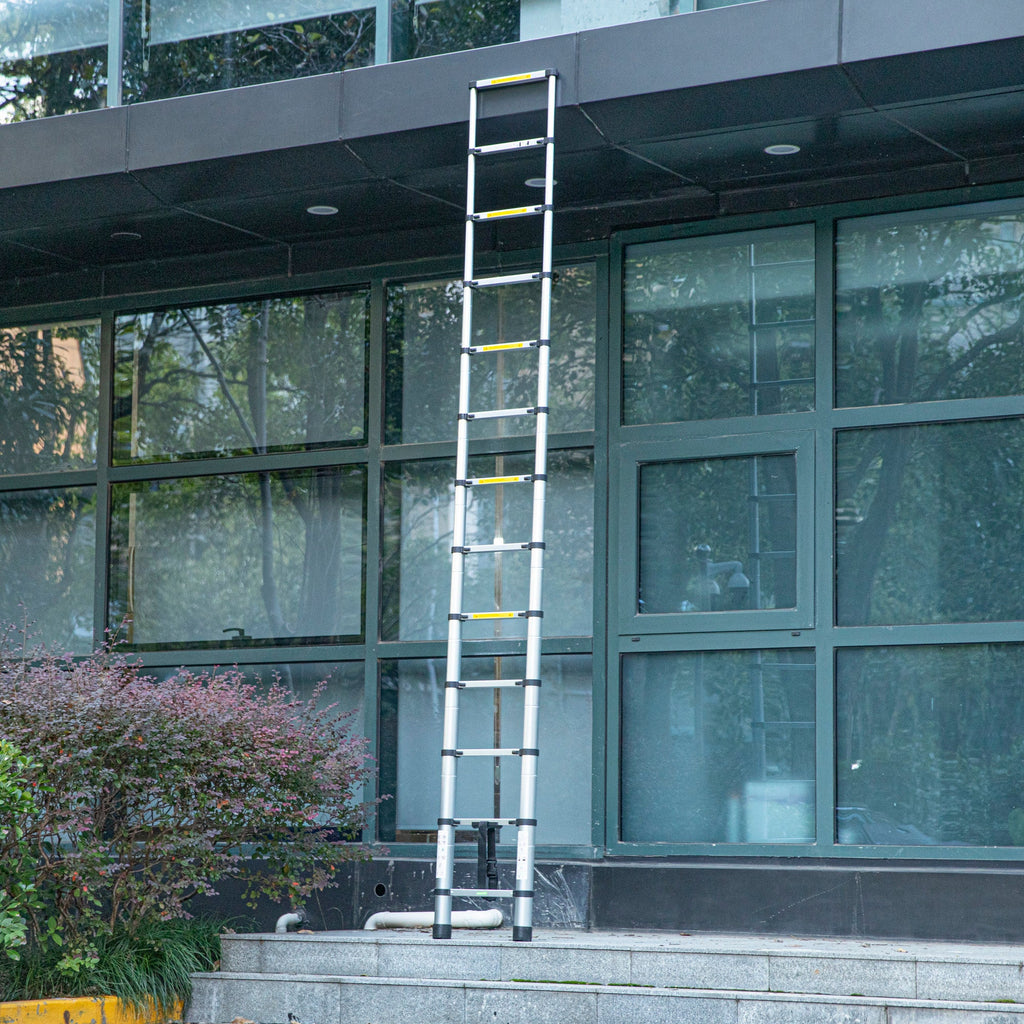 Handy Tek Aluminum Telescoping Extension Ladder - 330 lb Load Capacity - 12 1/2' - 1 count box