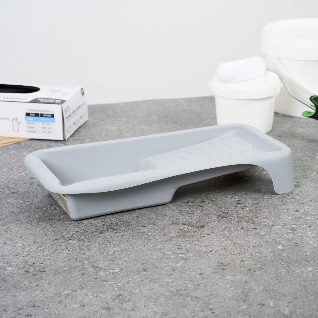 Handy Tek 1.5 qt Gray Plastic Paint Tray - 14" x 7" x 2 1/2" - 96 count box