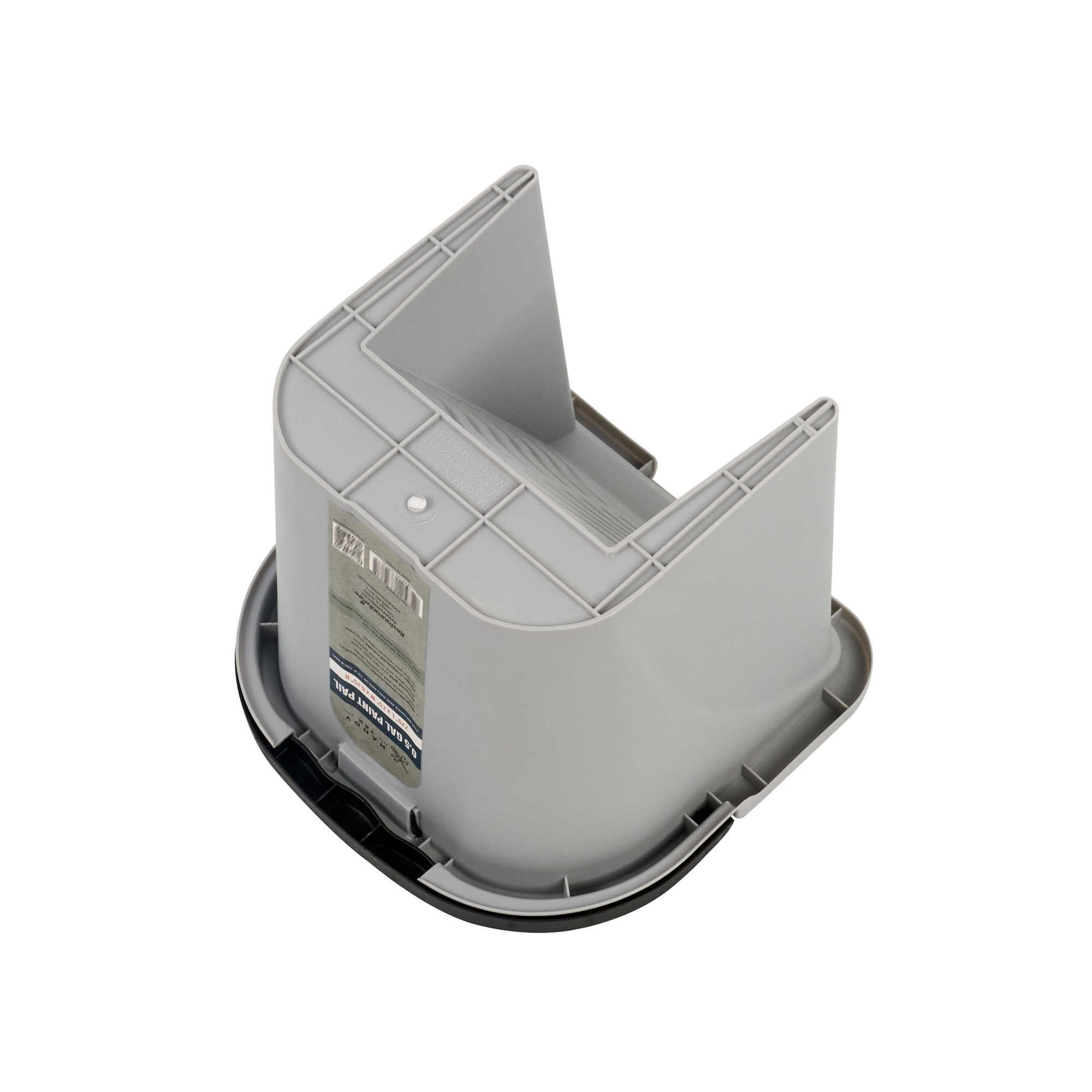 Handy Tek 0.5 gal Gray Plastic Paint Pail - with Magnetic Brush Holder - 7 3/4" x 7 1/2" x 6 3/4" - 1 count box