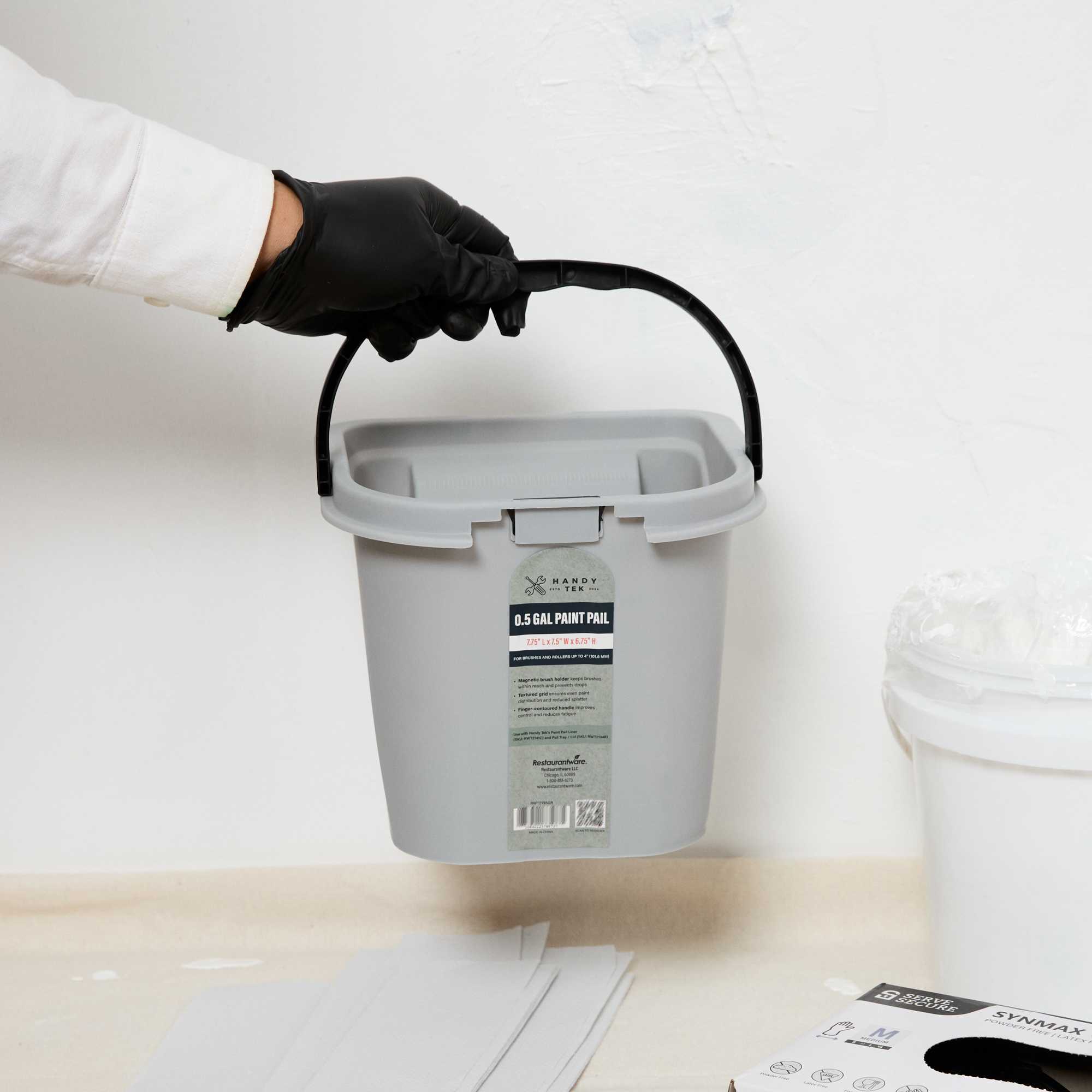 Handy Tek 0.5 gal Gray Plastic Paint Pail - with Magnetic Brush Holder - 7 3/4" x 7 1/2" x 6 3/4" - 1 count box