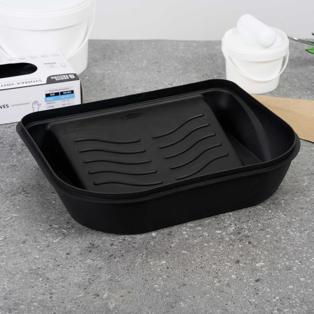 Handy Tek 5 qt Black Plastic Paint Tray / Pail Lid - Fits 3.5 gal Paint Pail - 14 3/4" x 12" x 3" - 24 count box