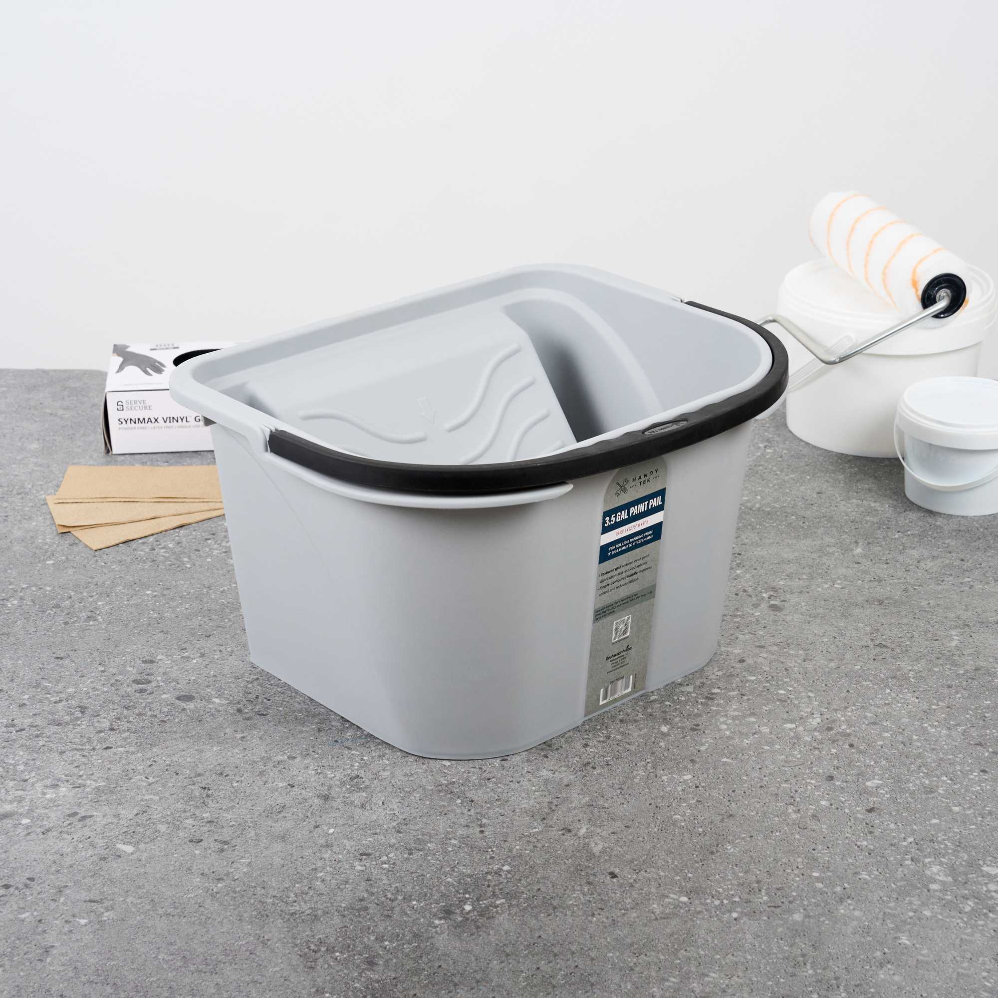 Handy Tek 3.5 gal Gray Plastic Paint Pail - 15 3/4" x 12 3/4" x 9" - 1 count box