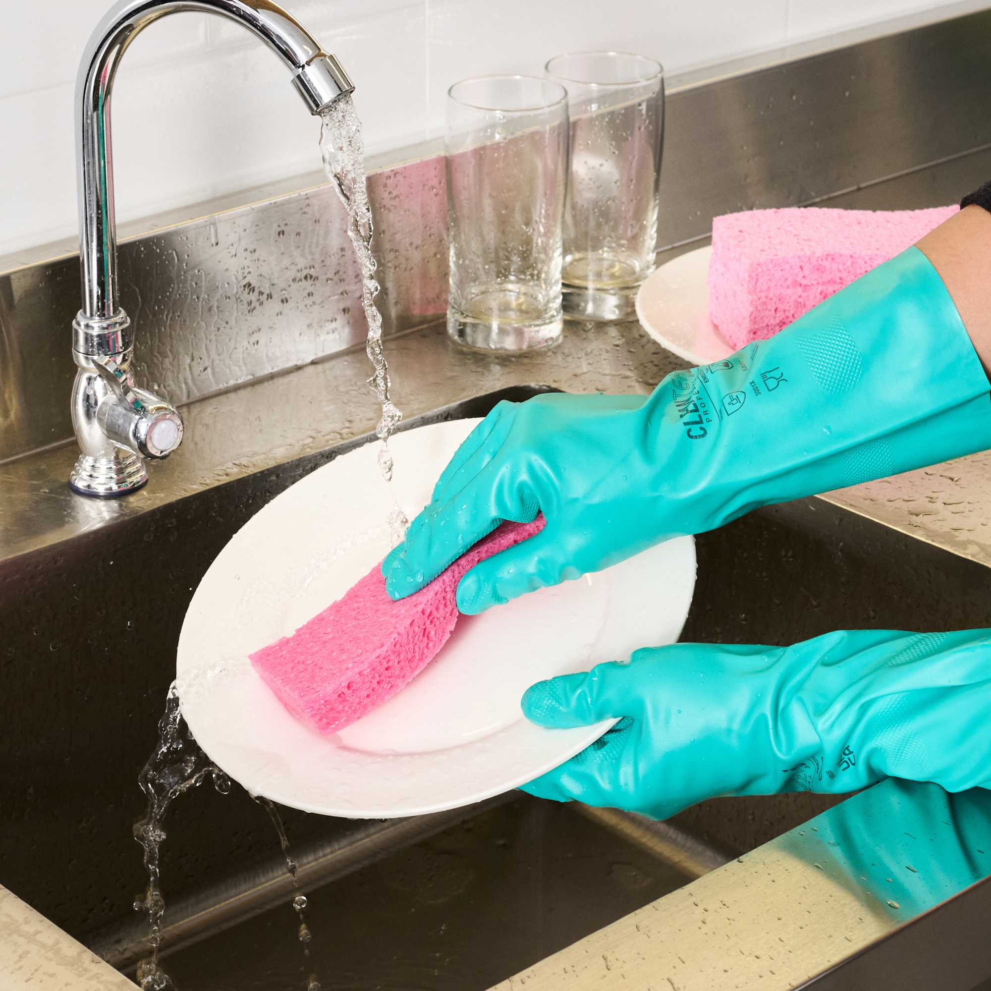 Clean Tek Professional Pink Cellulose Sponge - 6" x 3 1/2" x 3/4" - 3 count box
