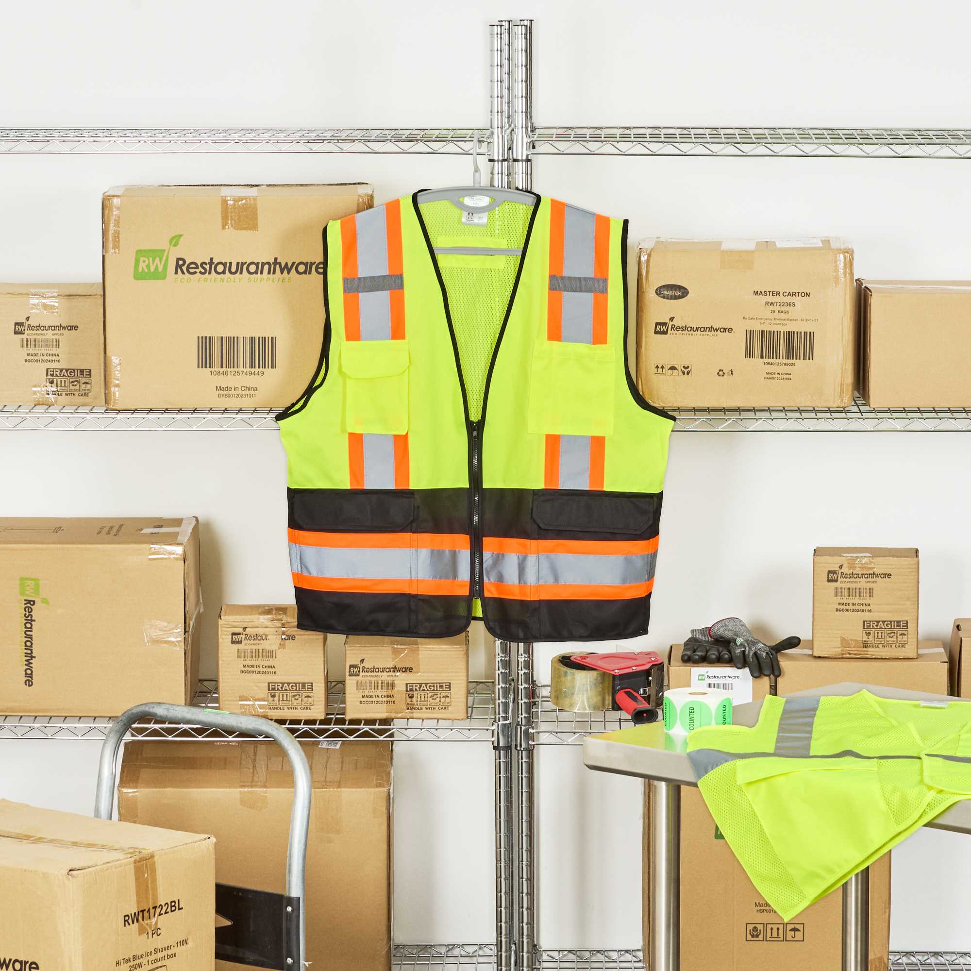 Be Safe Type R Class 2 Lime S/M Deluxe High Visibility Safety Vest - Zipper Closure, Black Panel, Reflective Tape - 1 count box