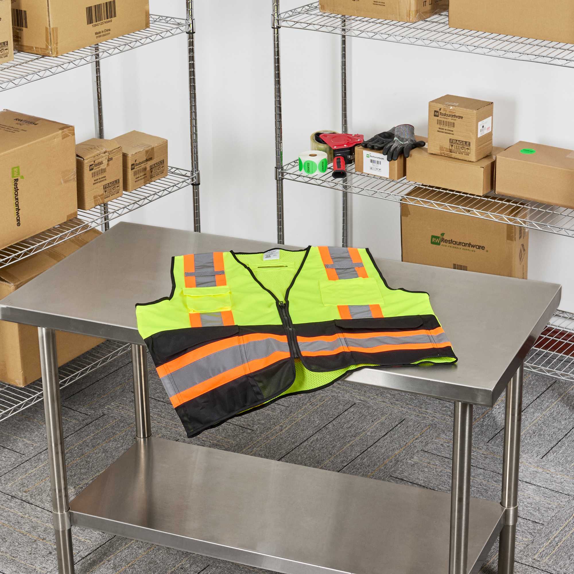 Be Safe Type R Class 2 Lime L/XL Deluxe High Visibility Safety Vest - Zipper Closure, Black Panel, Reflective Tape - 1 count box