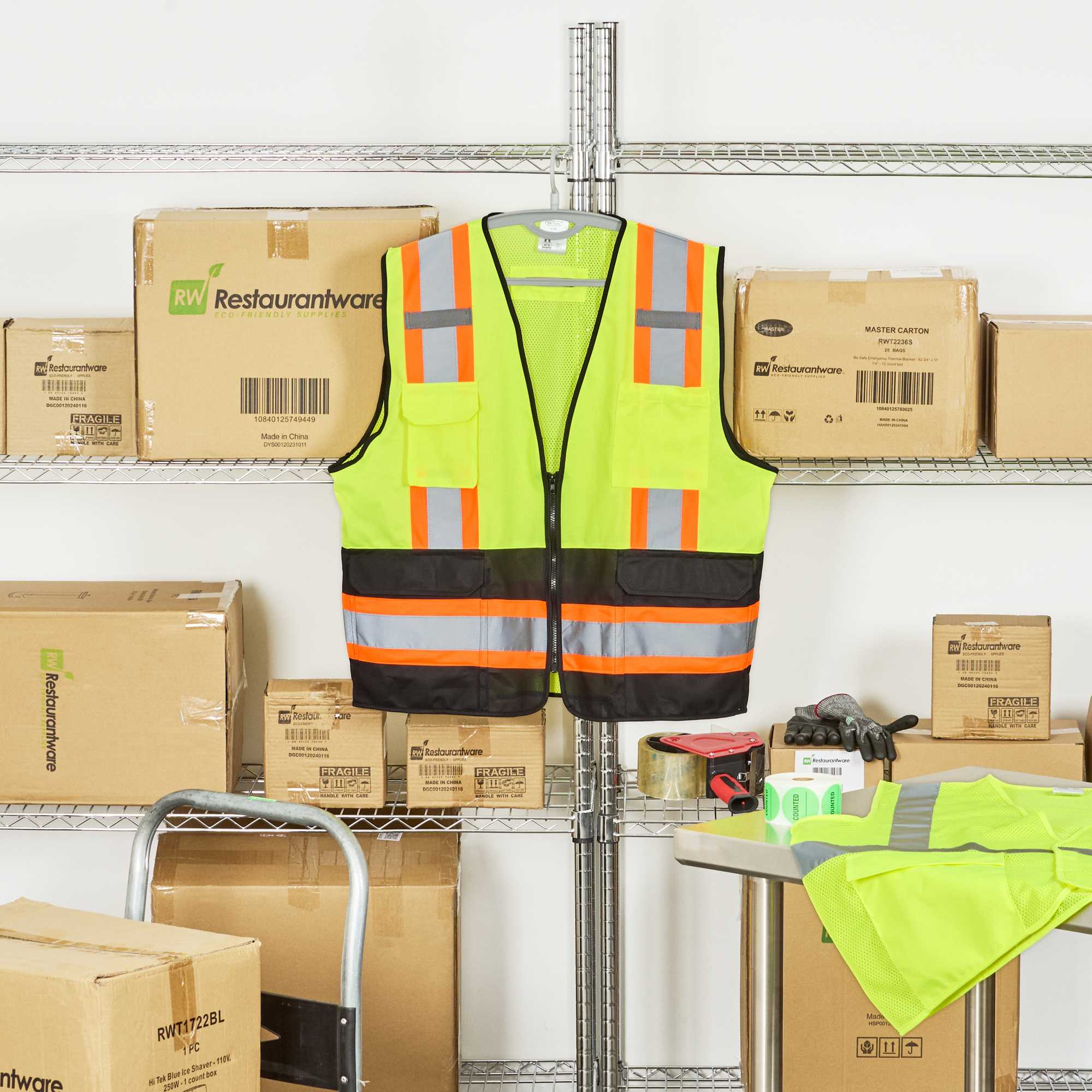 Be Safe Type R Class 2 Lime 2XL/3XL Deluxe High Visibility Safety Vest - Zipper Closure, Black Panel, Reflective Tape - 1 count box