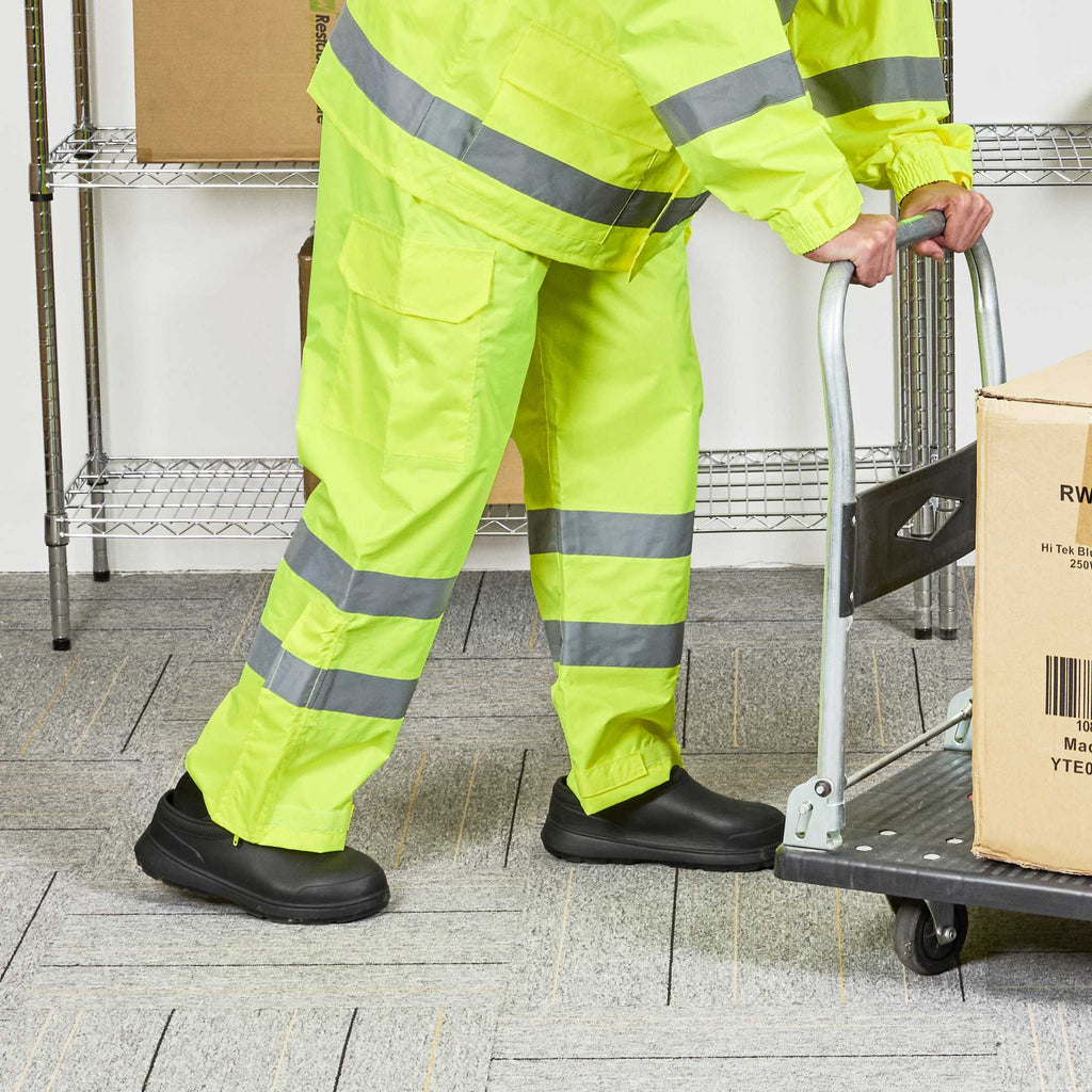 Be Safe Class E Lime M High Visibility Lightweight Rain Pants - Reflective Tape - 20 count box