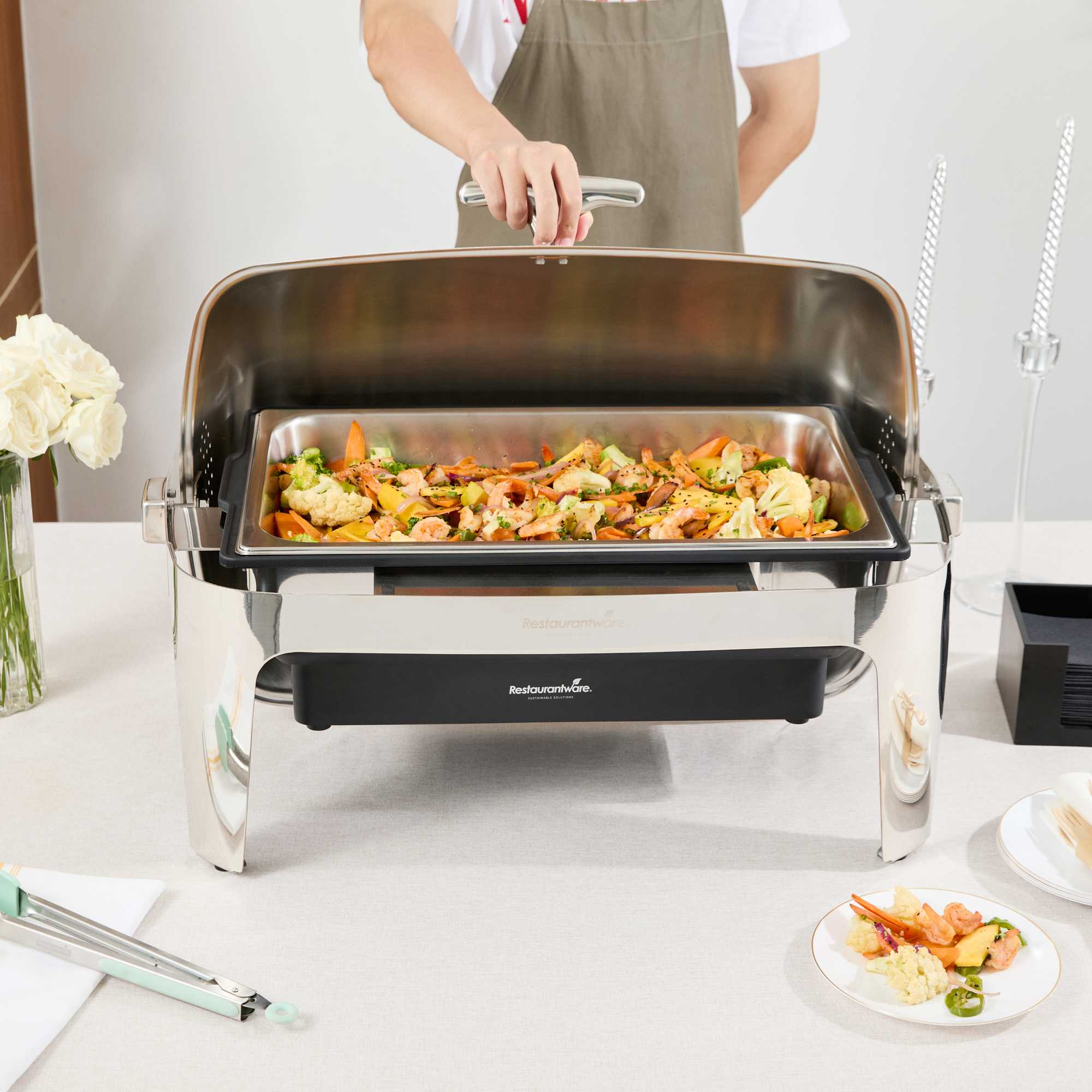 Cater Tek 9 qt Full Size Electric Chafer - Stainless Steel Roll Top Cover, Food Pan, Stand, 120V, 760W - 1 count box