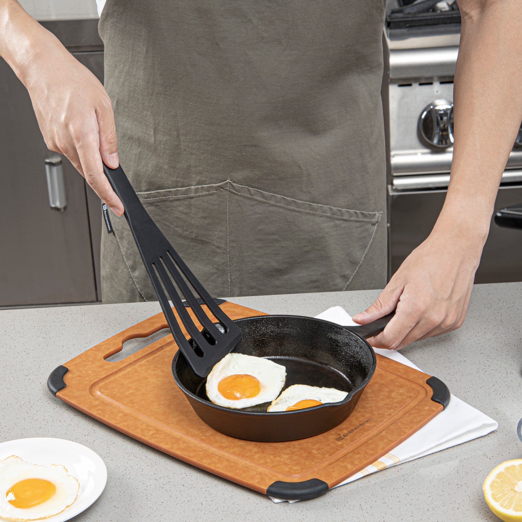 Met Lux Black Silicone High Temperature Slotted Turner / Spatula - 12 1/4" - 200 count box
