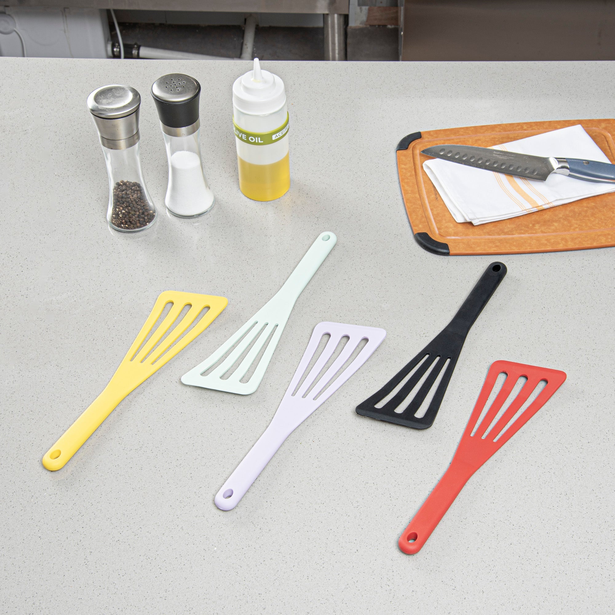 Met Lux Black Silicone High Temperature Slotted Turner / Spatula - 12 1/4" - 200 count box