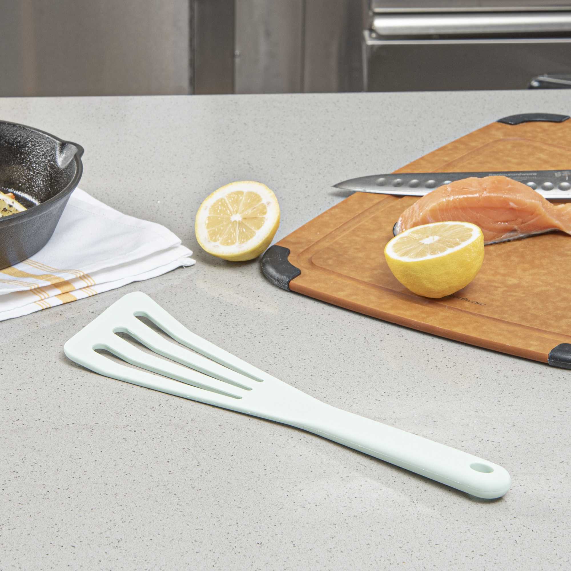 Met Lux Teal Silicone High Temperature Slotted Turner / Spatula - 12 1/4" - 1 count box