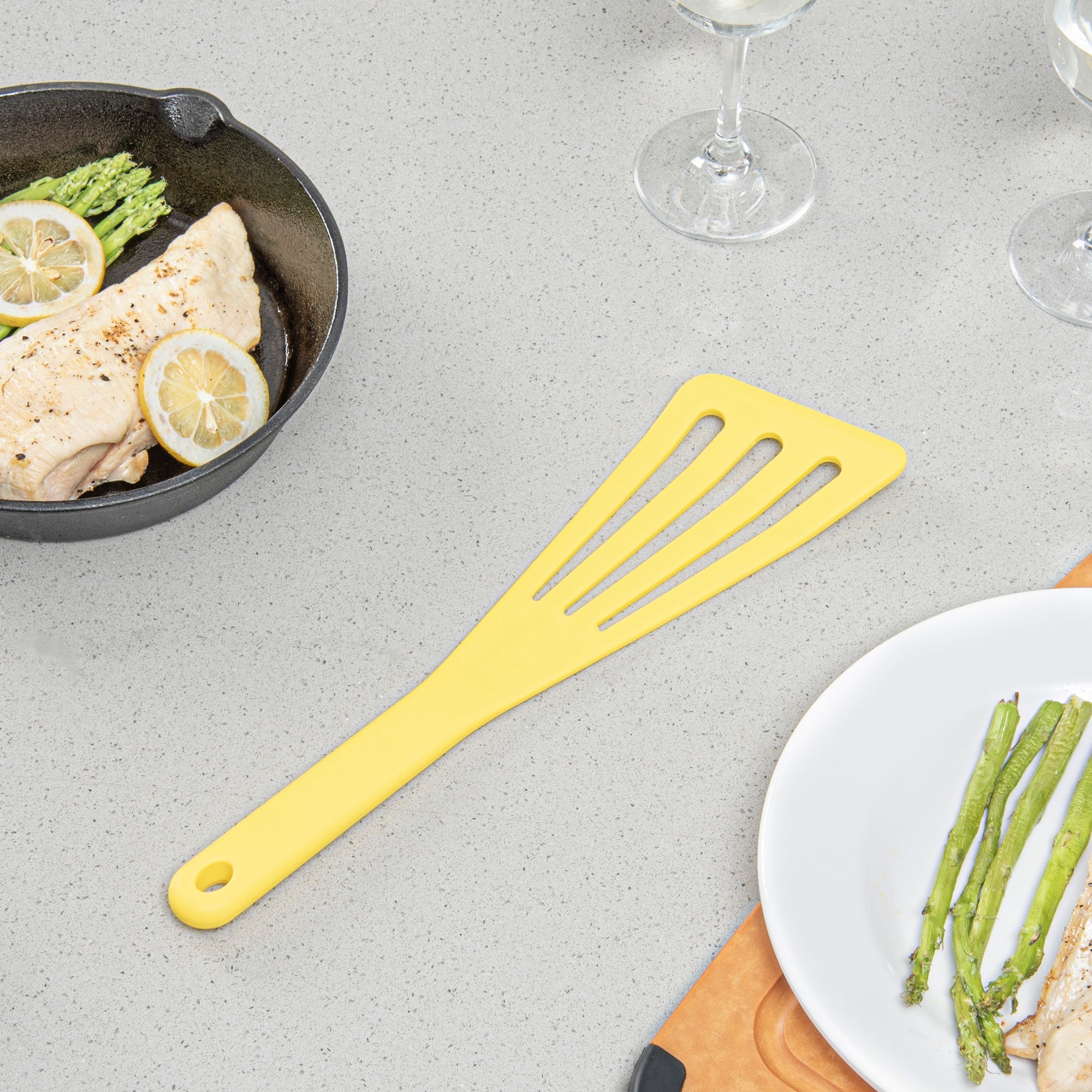 Met Lux Yellow Silicone High Temperature Slotted Turner / Spatula - 12 1/4" - 200 count box